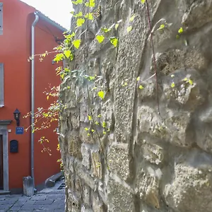 Apartman Karla, Labin